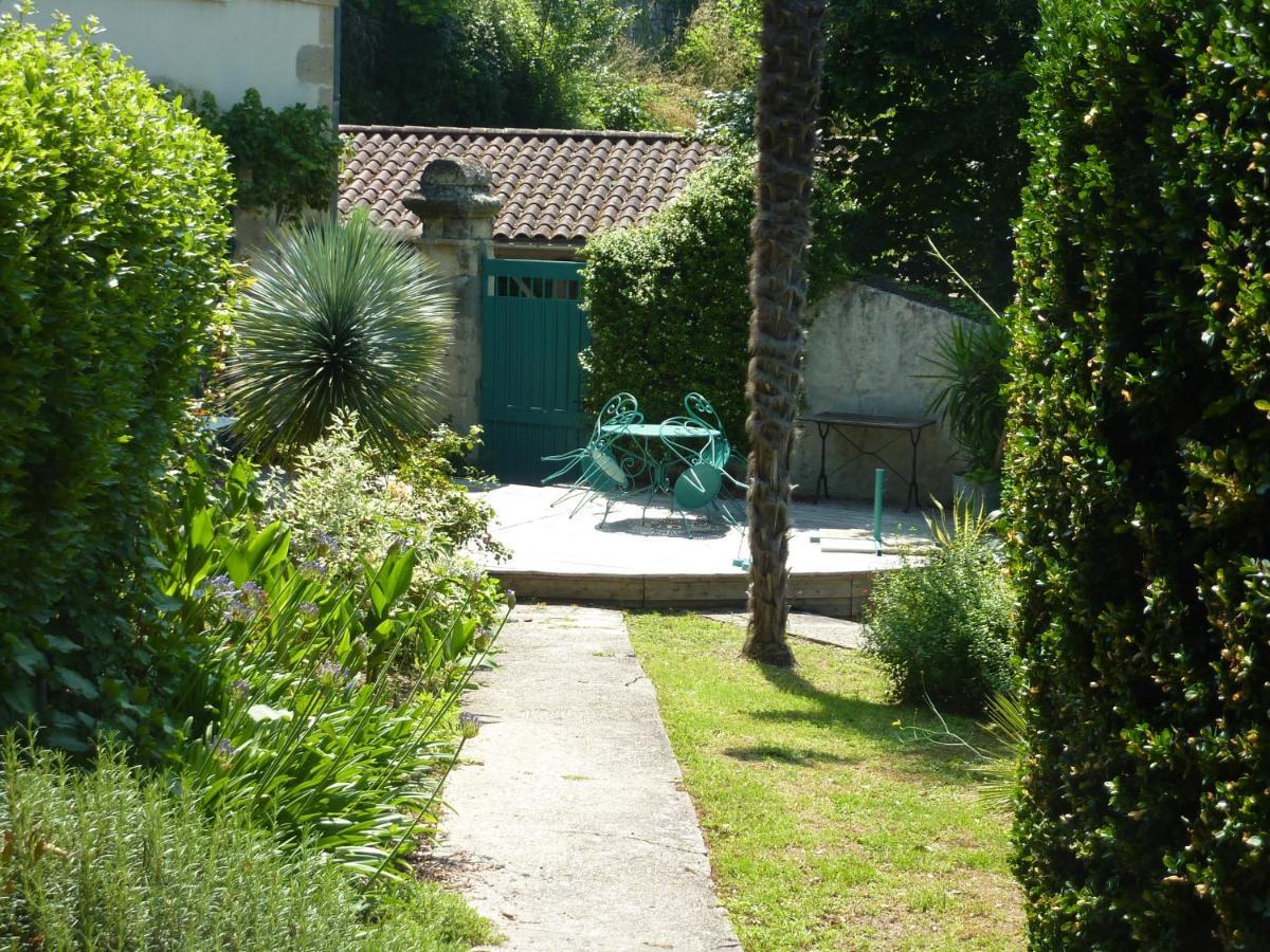 Beaux Chenes Bed & Breakfast Nerac Exterior photo